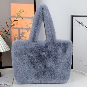 💲2⃣▶Plush Gray Tote Bag Super Soft